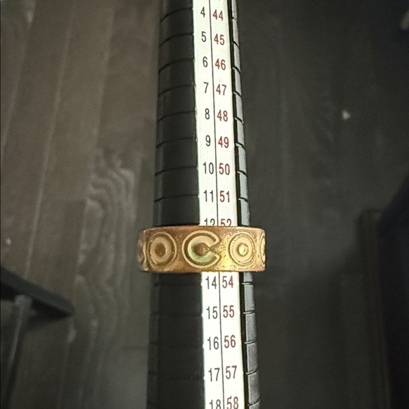 Dior Gucci coco Chanel rings pick one - Picture 14 of 16